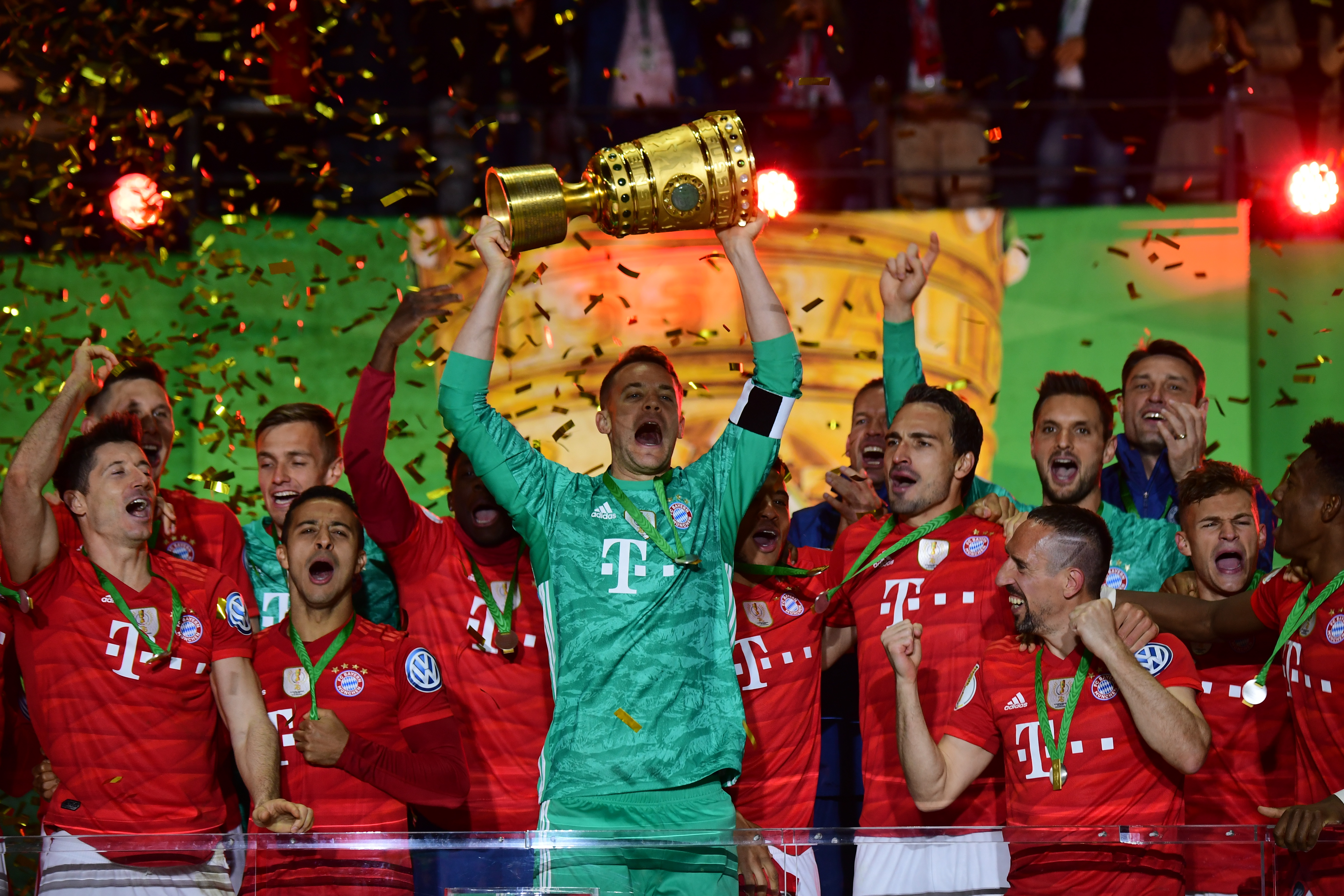 高效6中6！坏消息退步了 好消息回到五年前 没曾凡博还得靠他？（6投6中效率爆棚！虽有退步的坏消息 但似乎重回五年前 没曾凡博仍得靠他？）