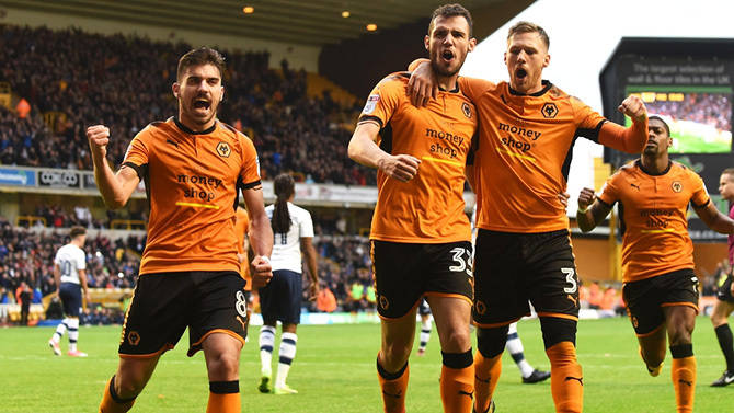 曼联在欧联杯小组赛首轮获胜（曼联赢下欧联杯小组赛首战）