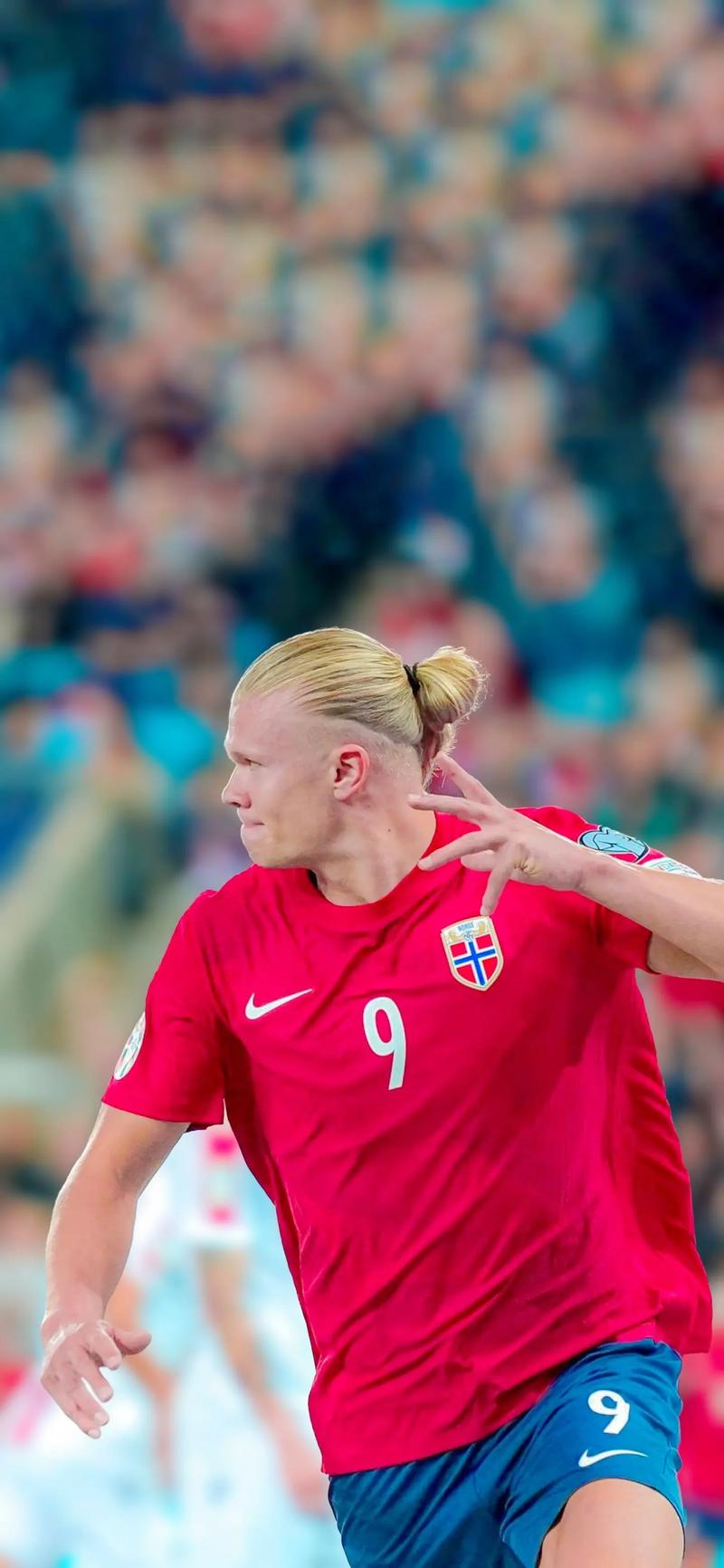 王晓龙：在西班牙踢球竞争很大，缺乏学习和社交能力会很困难（王晓龙：西班牙足坛竞争激烈，学习与社交能力不足将举步维艰）