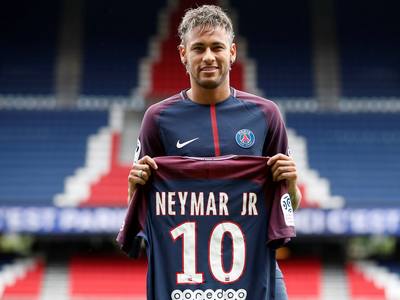 女排世锦赛小组赛第2战！中国女排3-1哥伦比亚女排，提前晋级16强（女排世锦赛小组赛次战：中国队3比1胜哥伦比亚，提前锁定16强）