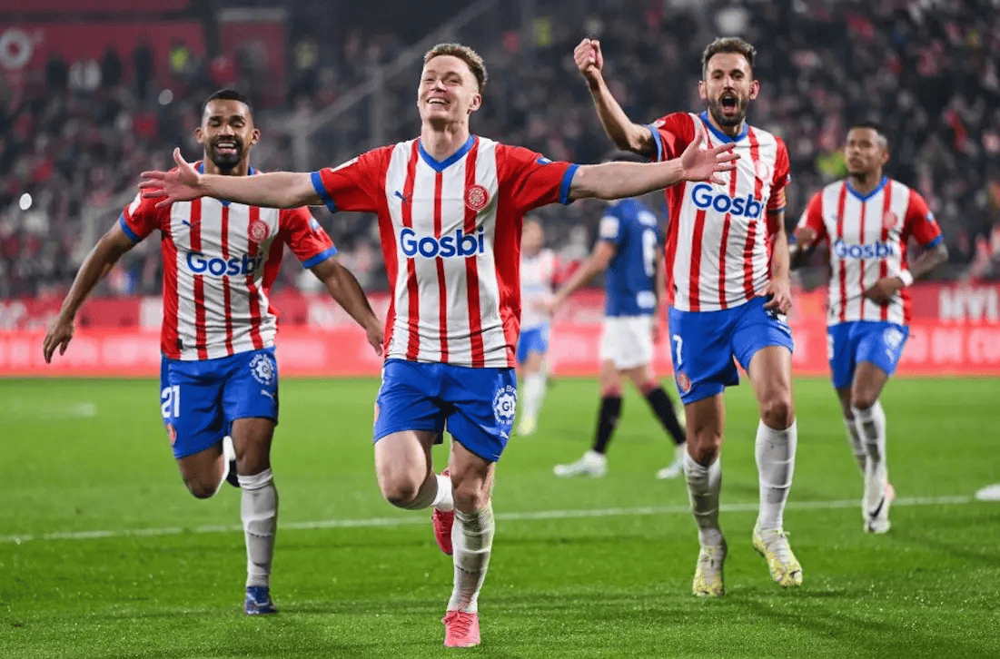 德容：难道我非要去英超才能证明自己的价值吗？我不这么认为