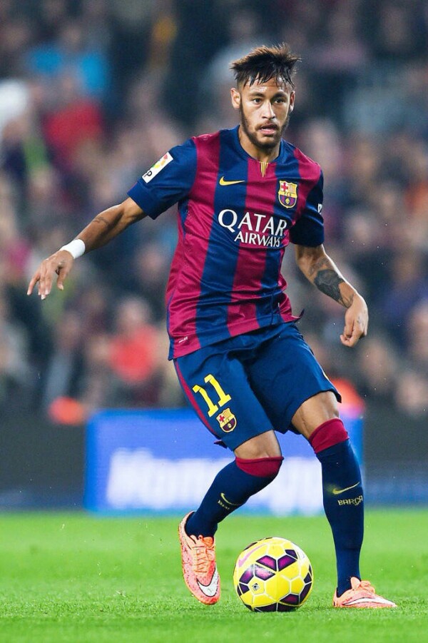 曼城瓜帅战术调整成功击败托特纳姆