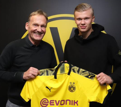 湖人詹姆斯关键时刻命中绝杀