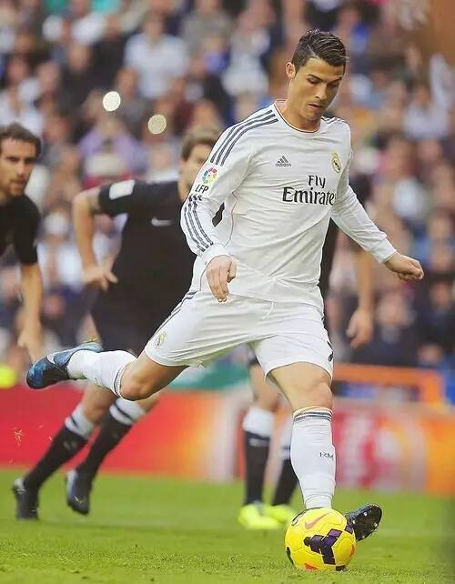 曼城和利物浦都在低谷，阿森纳为啥还要掉链子？