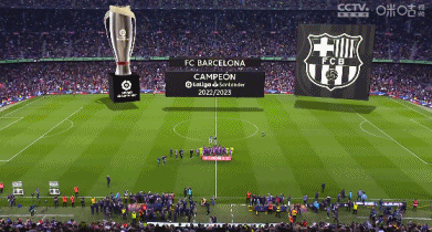 曾经的前场搭档！安东尼和拉什福德拥抱这一刻，你想到了什么？