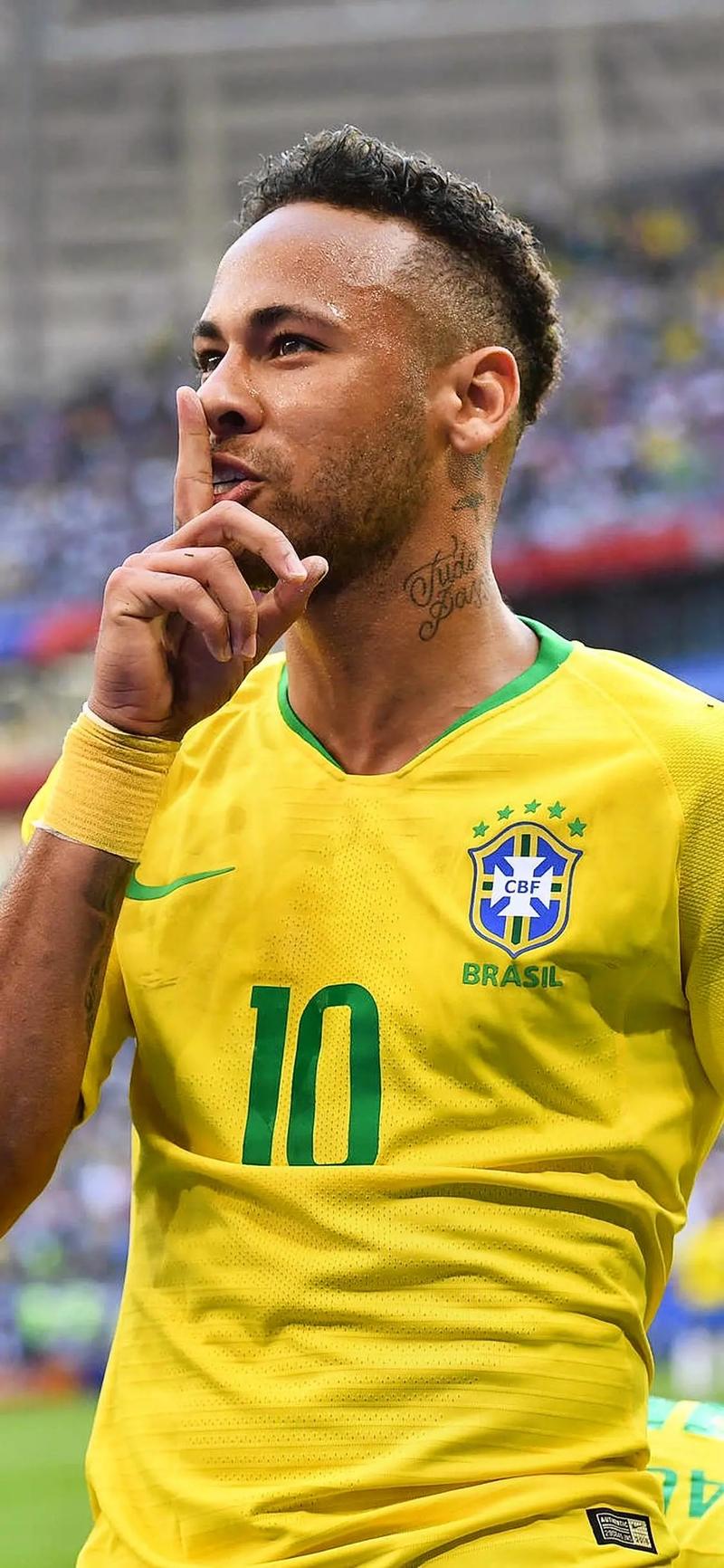 亚亚-图雷：以前我不知道萨尔瓦多是一个国家，以为它在巴西（亚亚-图雷坦言曾以为萨尔瓦多在巴西，不知其为国家）